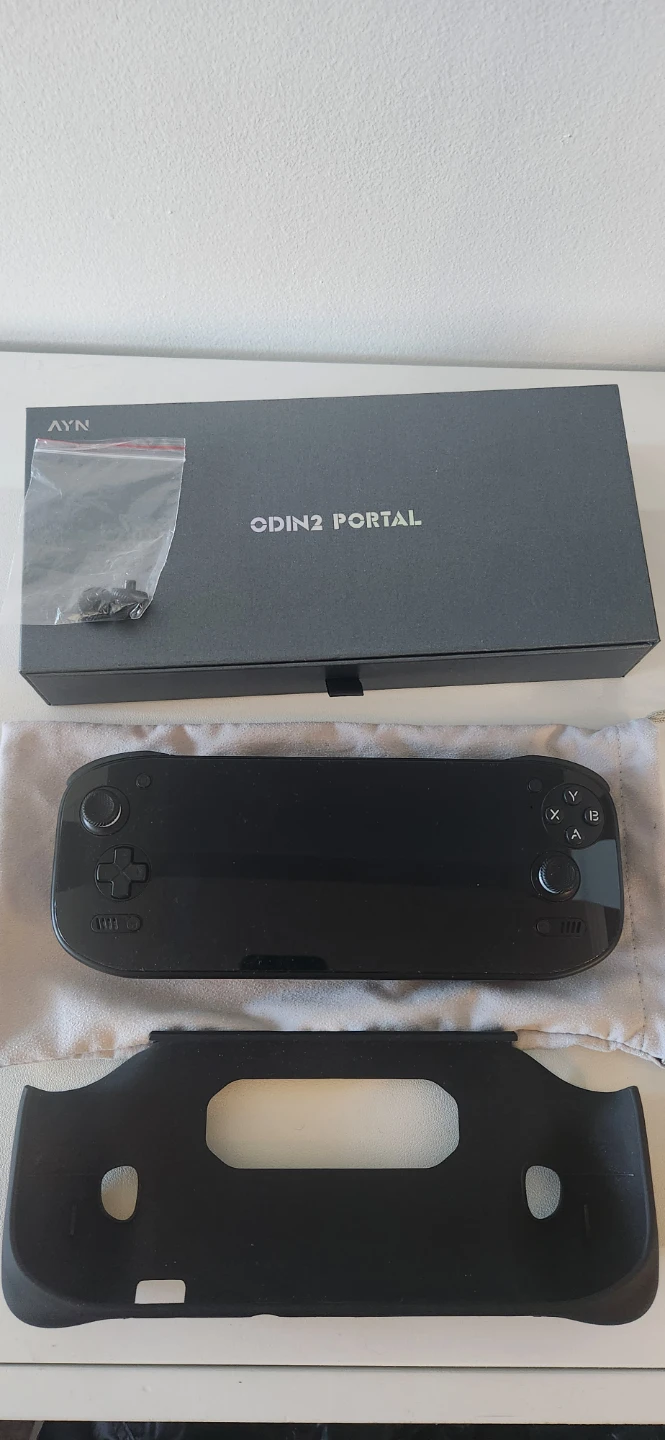 AYN Odin2 Portal Handheld Console - photo 2