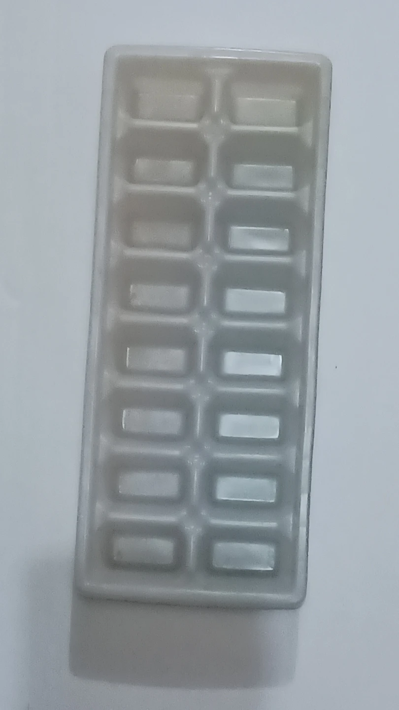 Ice cube tray useful for sorting