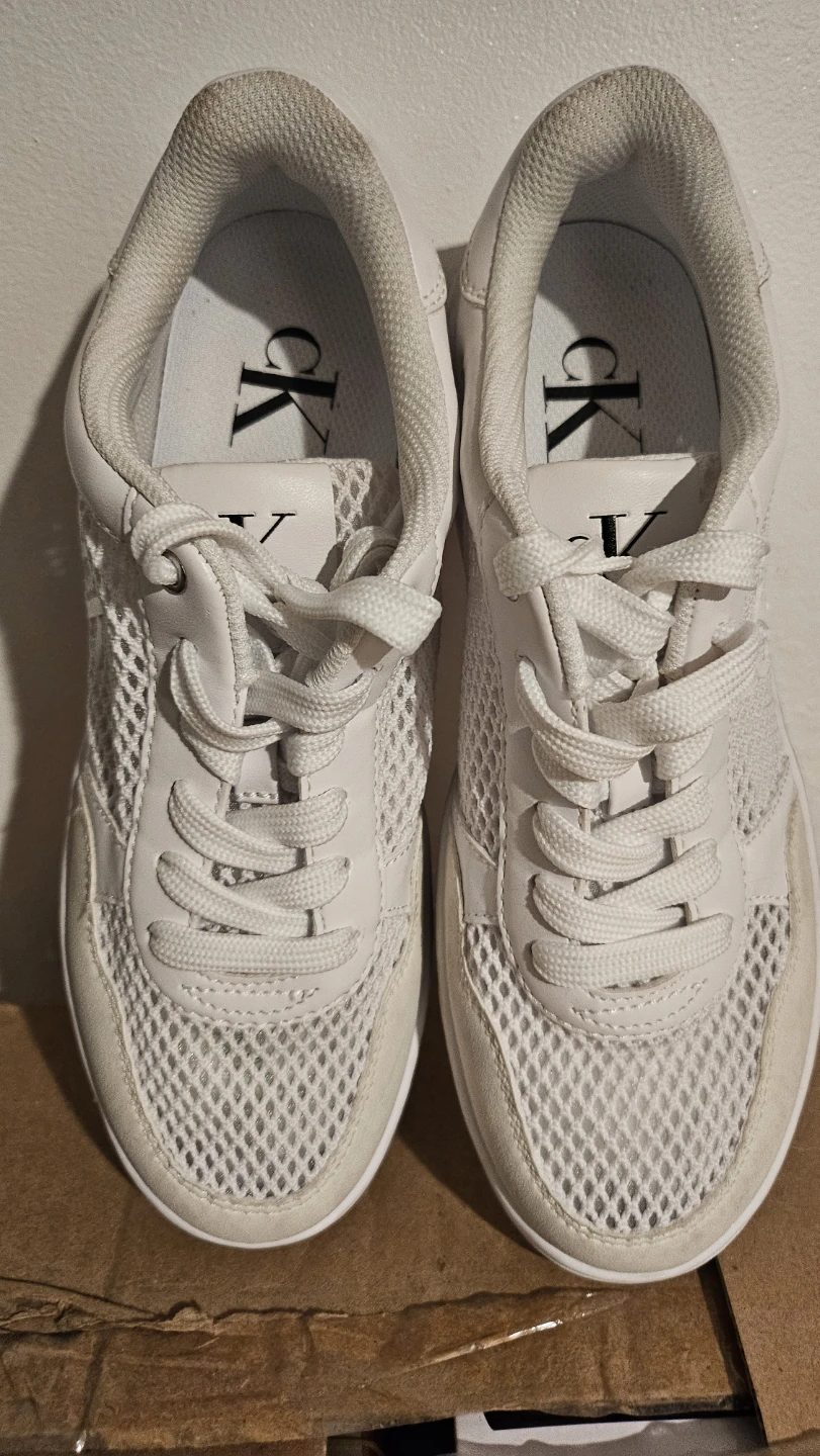 Calvin Klein Jeans White Sneakers - photo 2