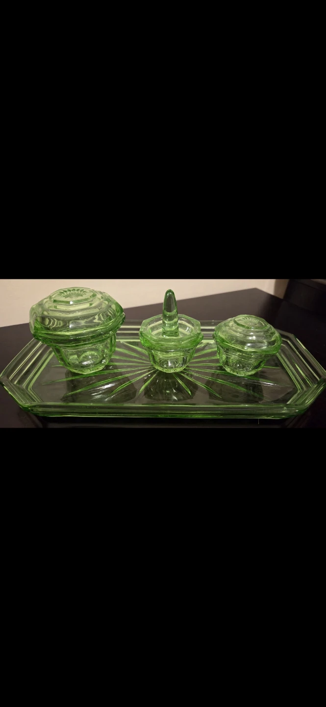 Vintage Green Uranium Glass Vanity Tray Set - photo 5