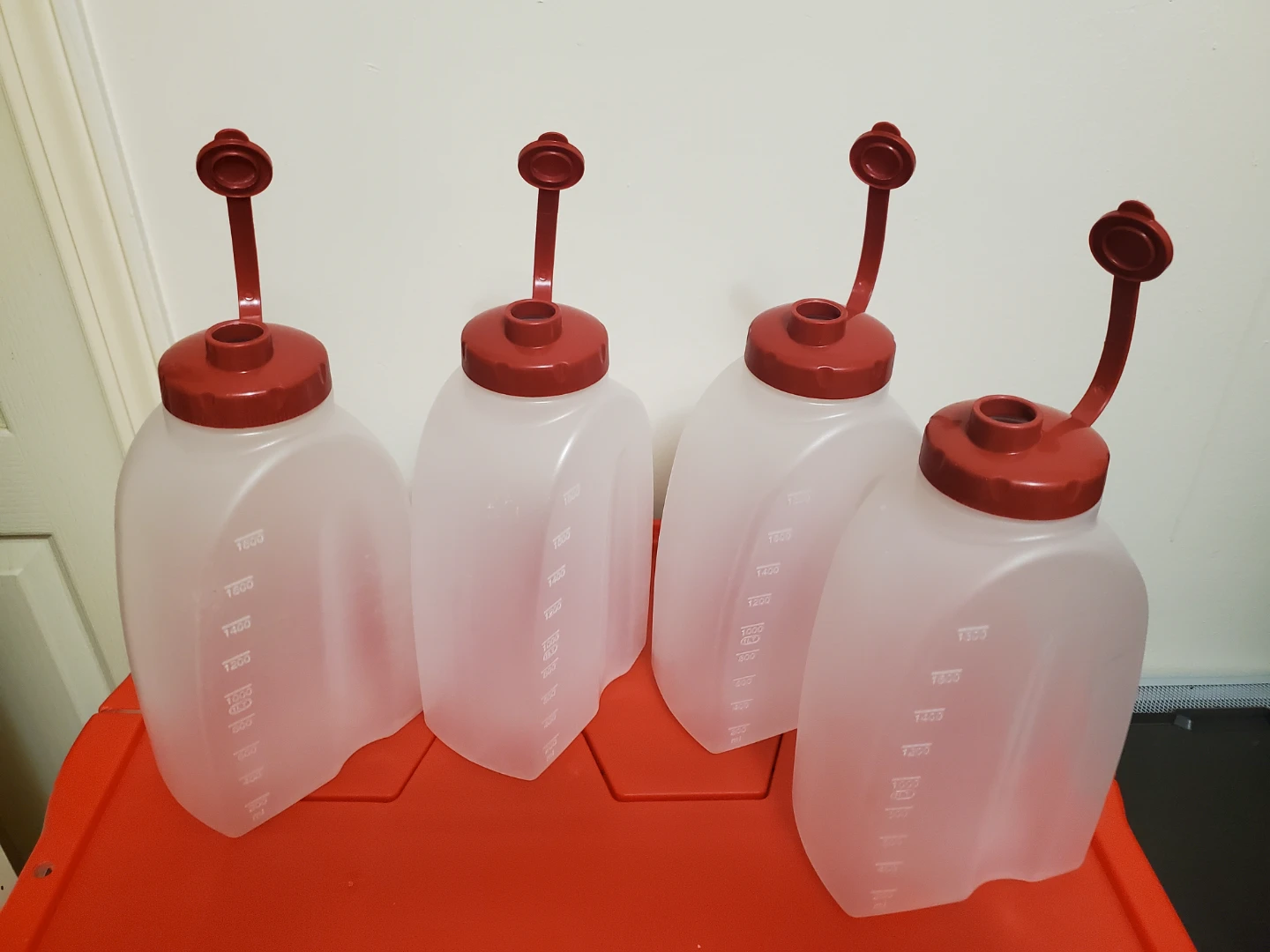 Set of 4 Tupperware Plastic Beverage Jugs - photo 2