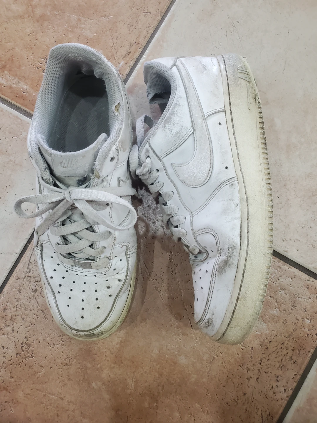 White Nike Air Force 1 Sneakers
