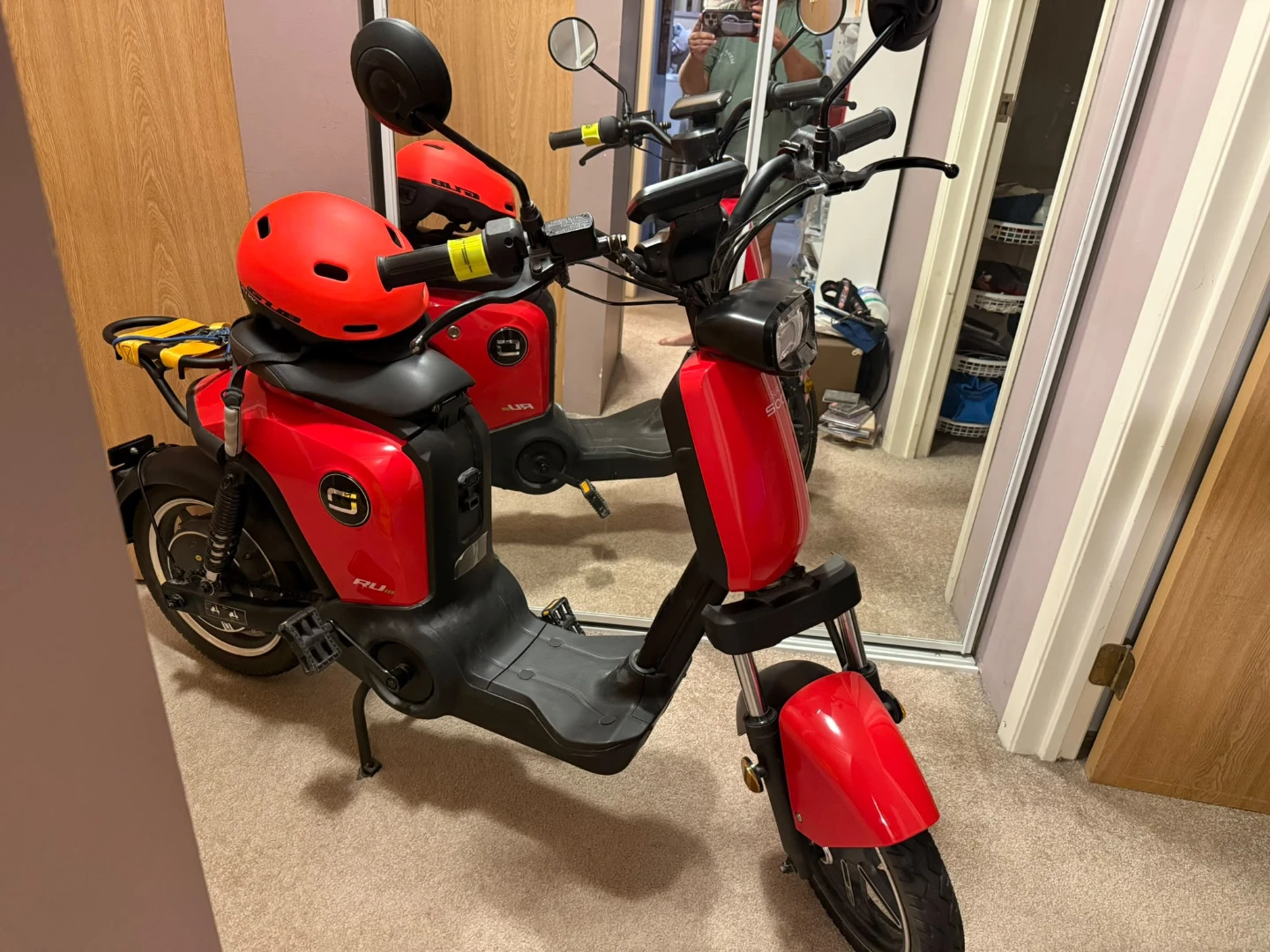 Super SOCO Electric Scooter/Moped - photo 2