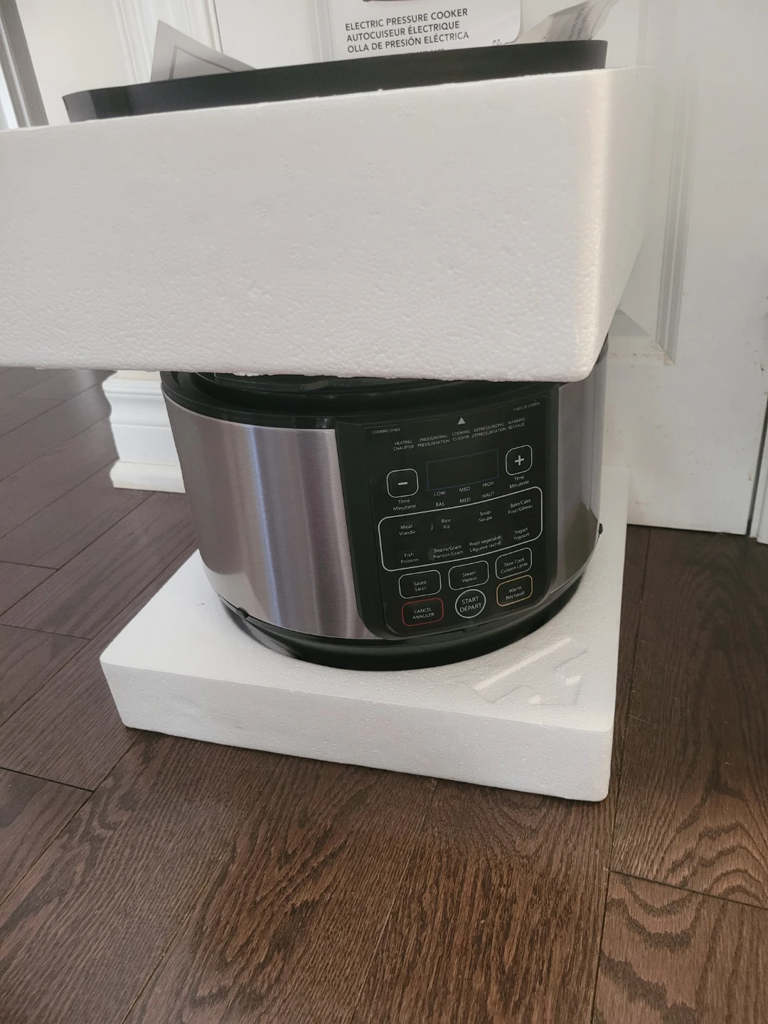Large Starfrit 8L Electric Pressure Cooker - photo 4