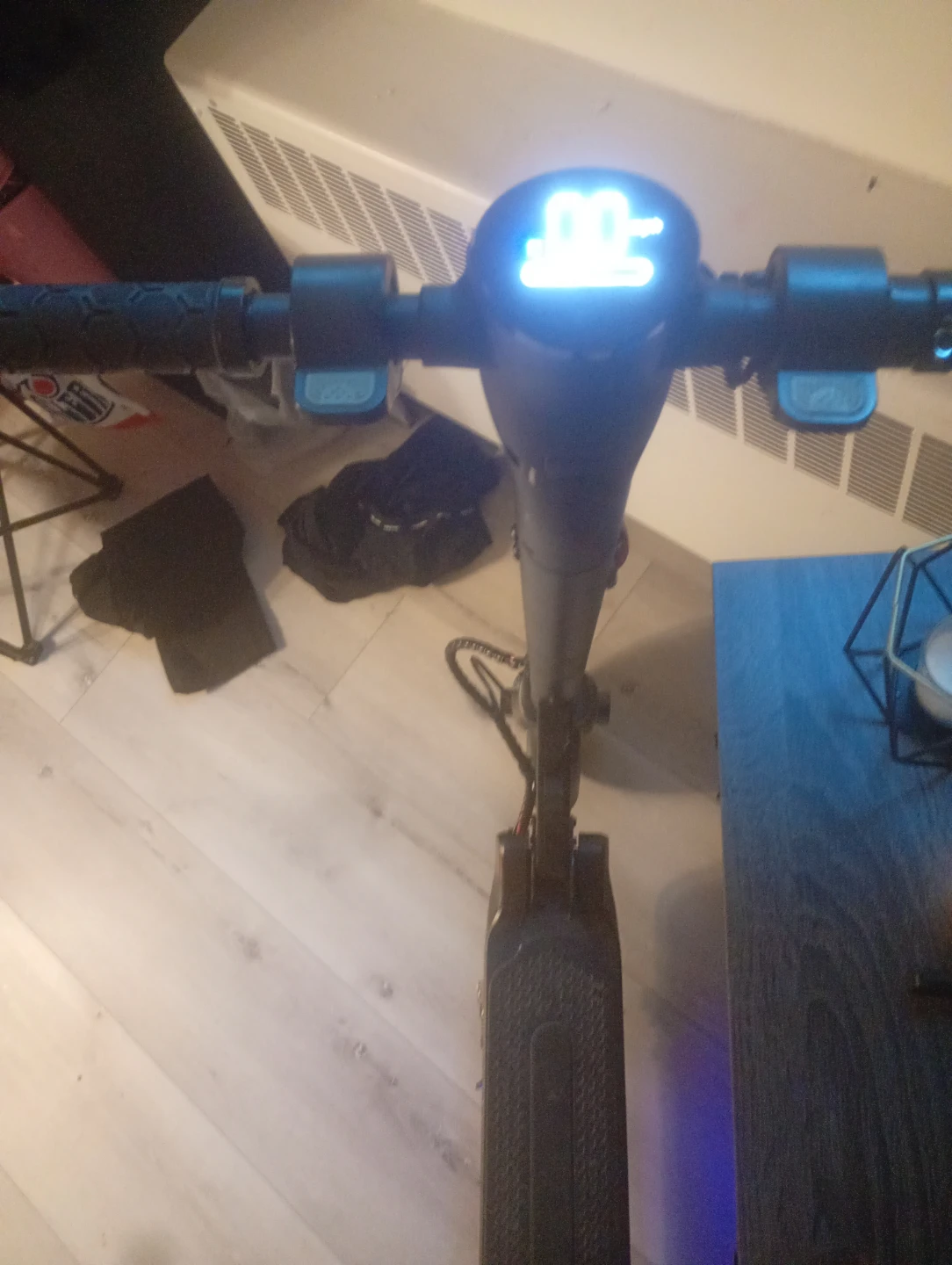 Black izip scooter - photo 2
