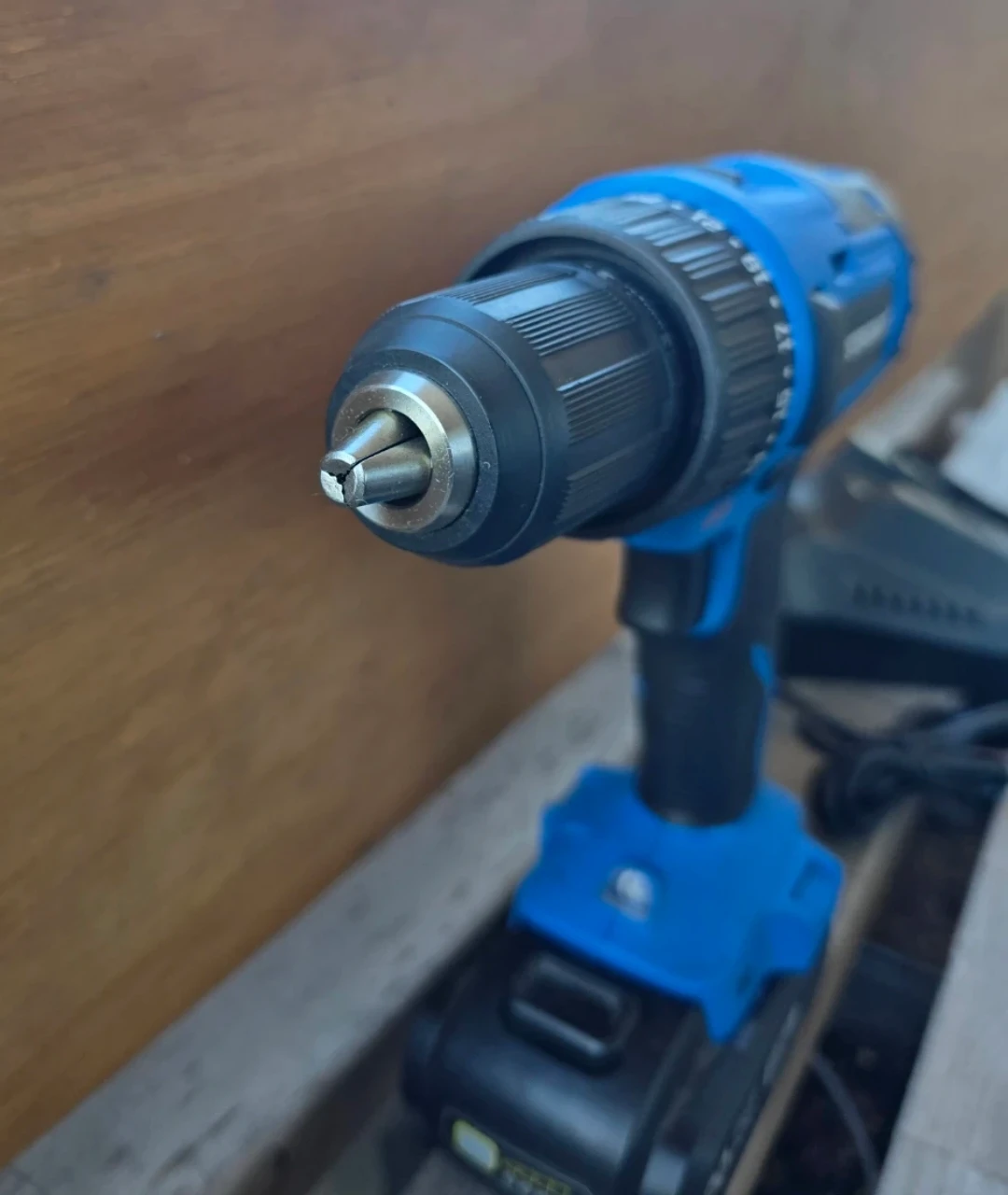 Mastercraft 20V Drill with Charger and Battery - photo 2