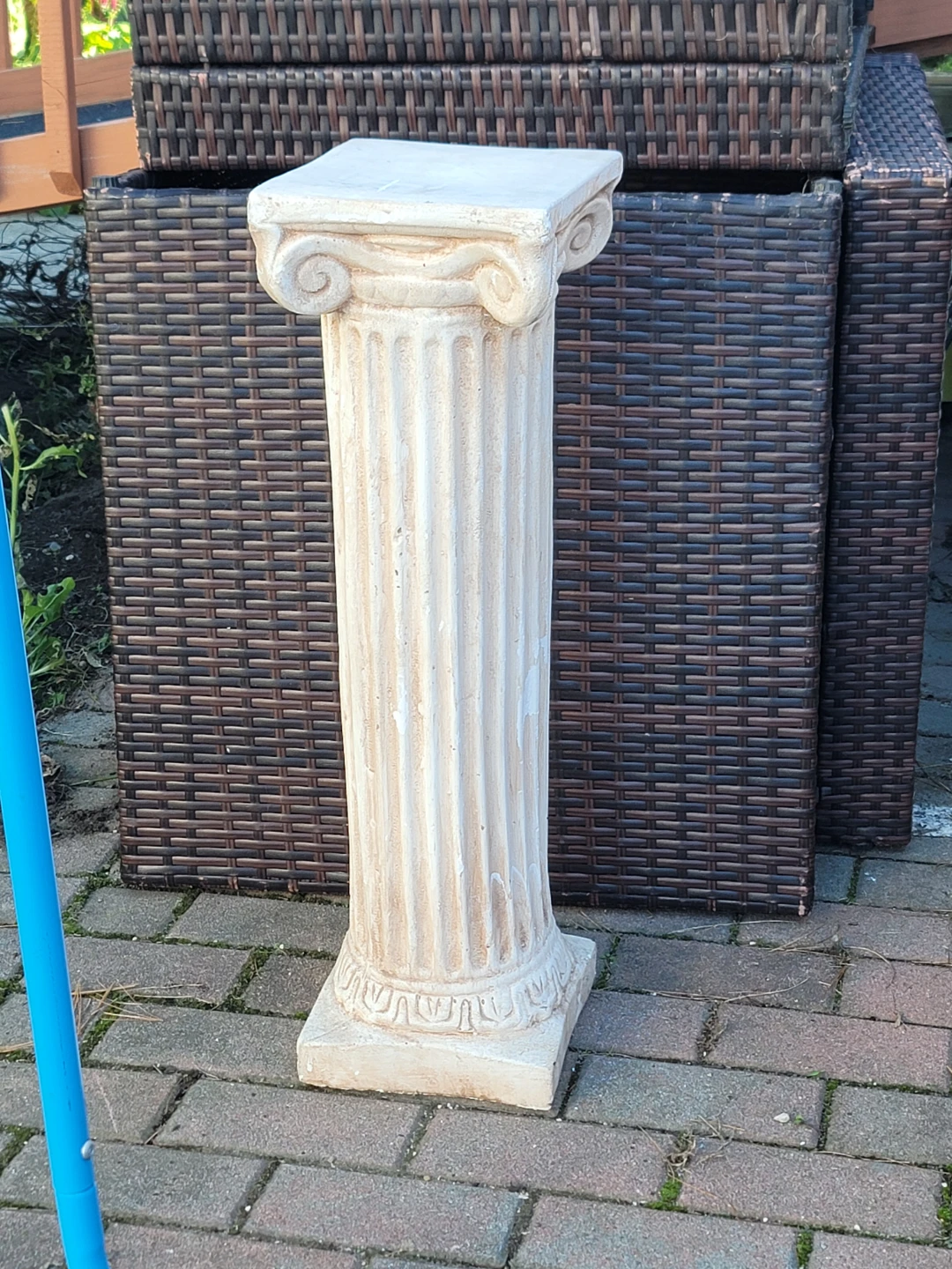 Classic Roman Style Decorative Pillar Stand
