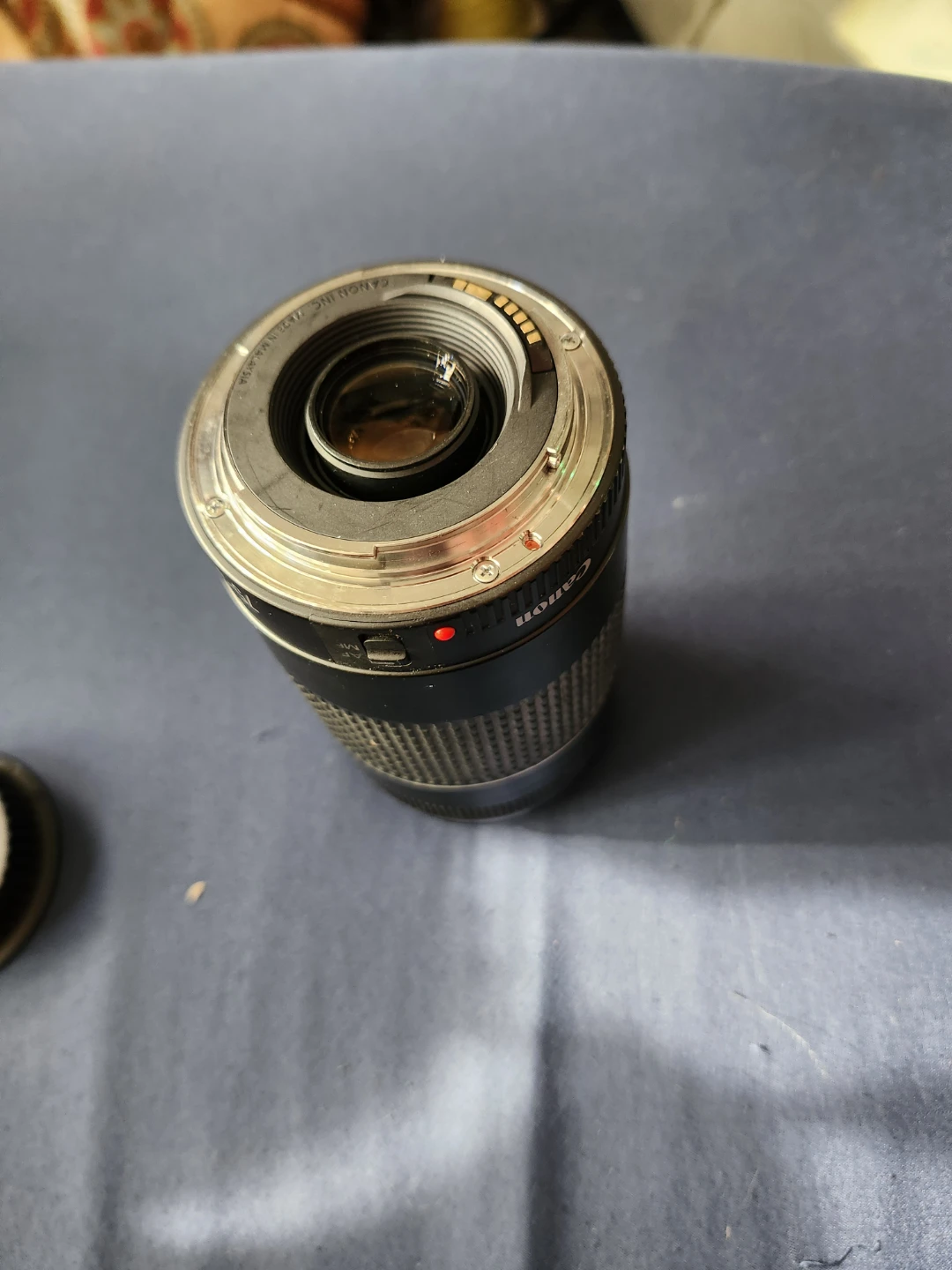 Canon EF 75-300mm Lens - photo 2
