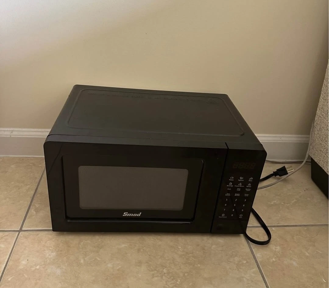 Smod Black Countertop Microwave - photo 2