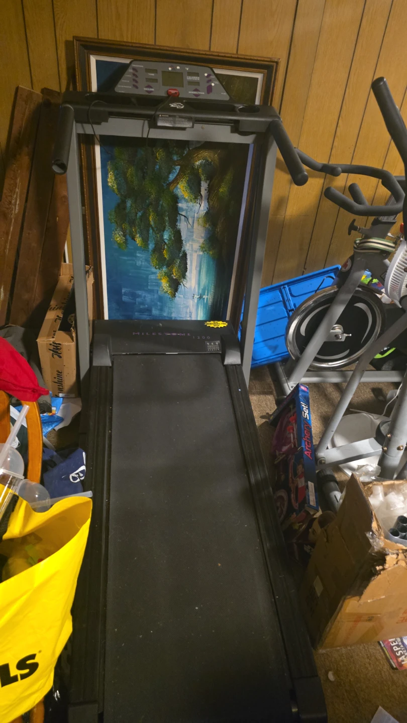 Keys Fitness Milestone 1200 Treadmill - photo 5