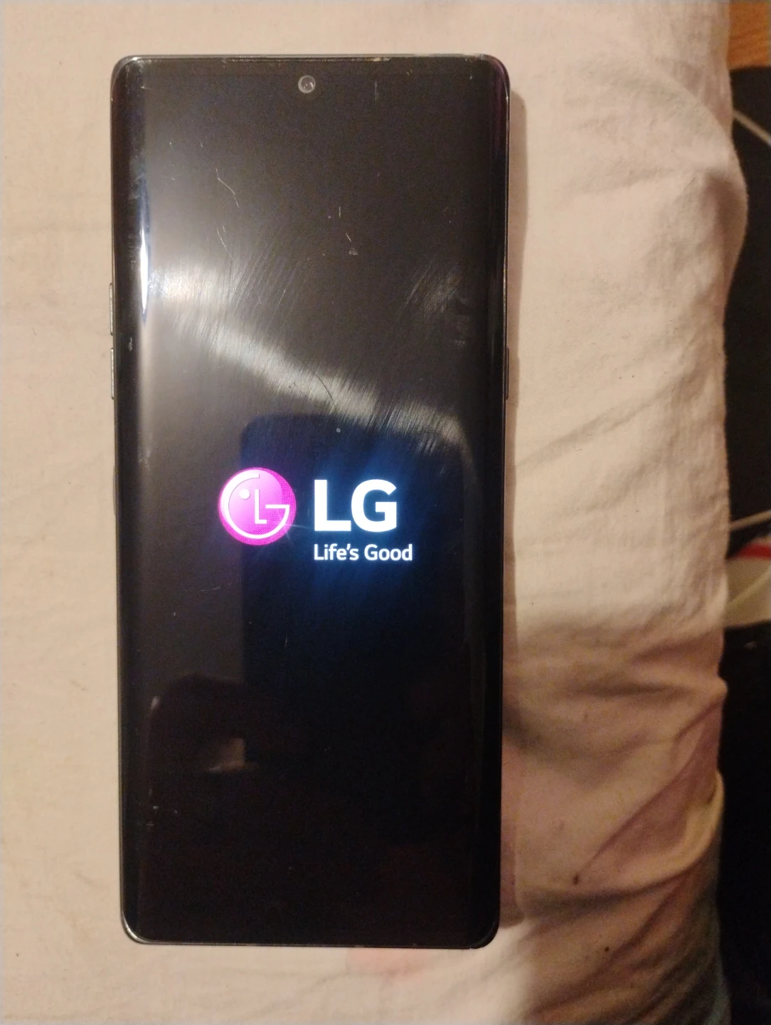 LG Velvet Smartphone - photo 2