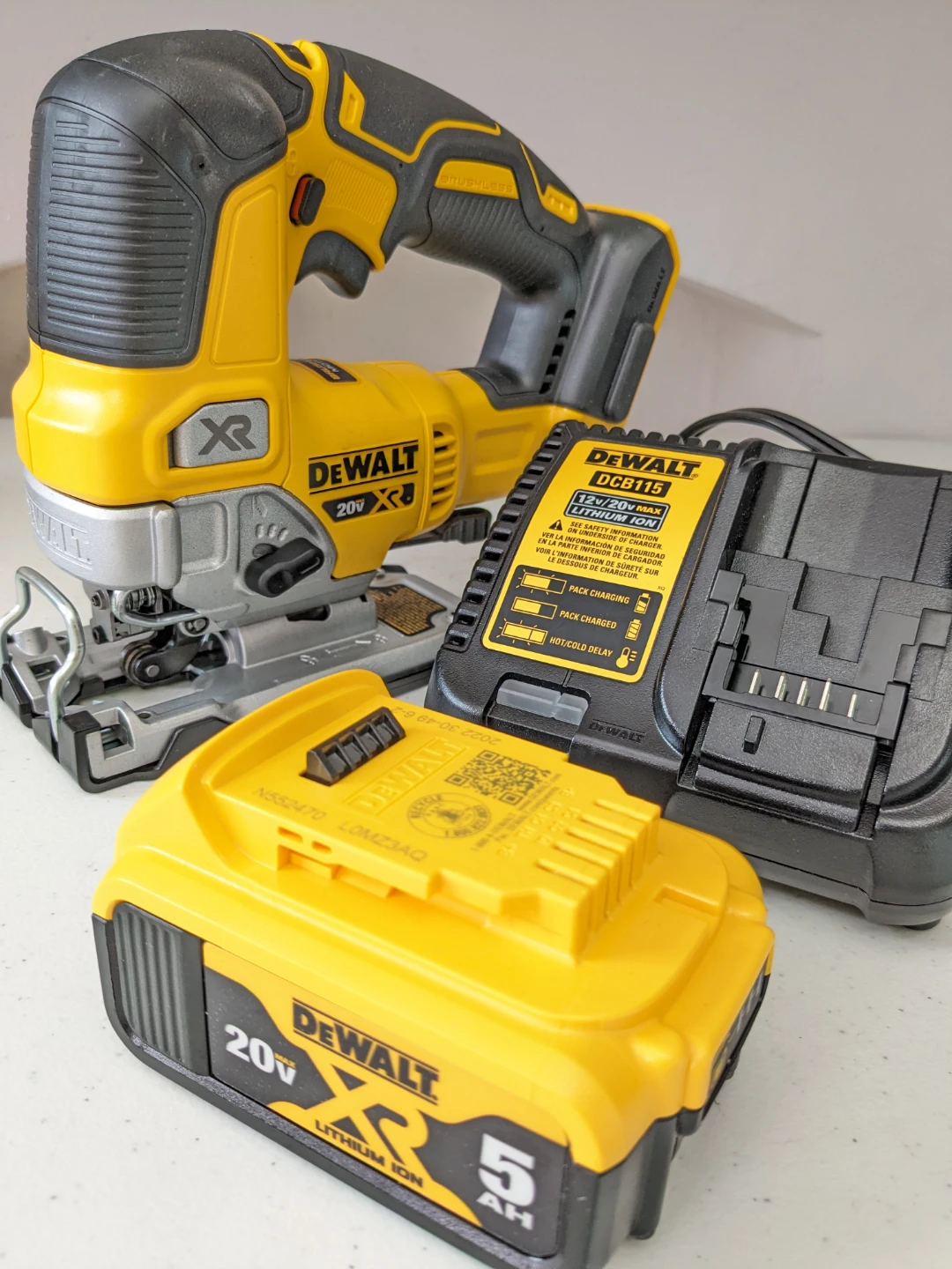 20V Max DeWalt XR Jigsaw Combo Kit
