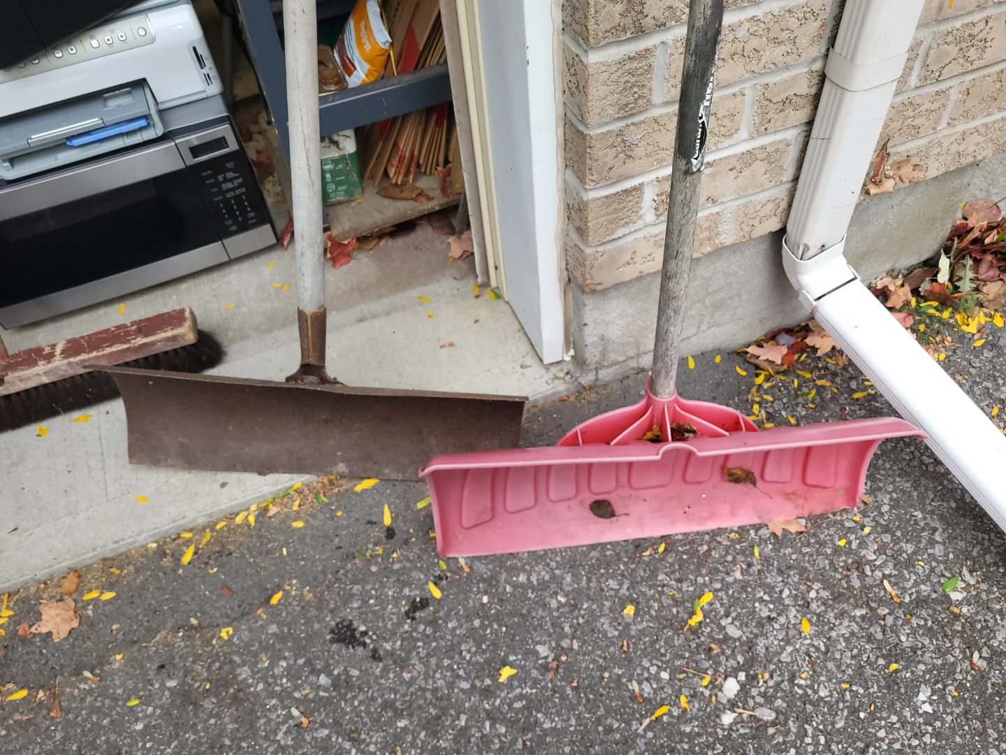 Winter Snow Shovels - photo 3