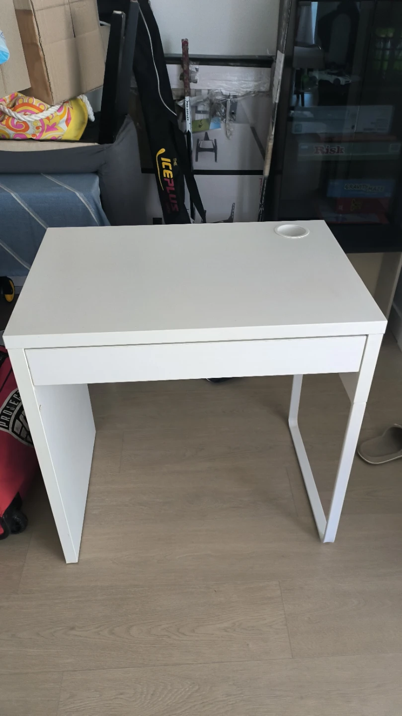 IKEA MICKE Desk, White