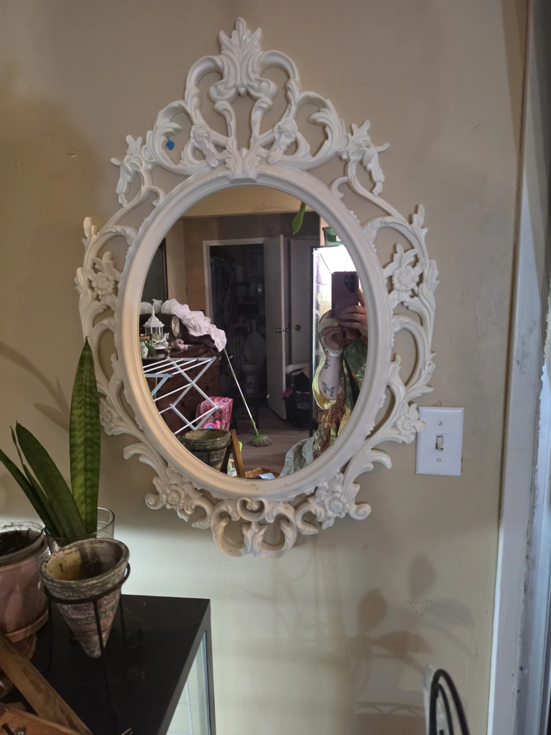 Ornate White Oval Wall Mirror - photo 2
