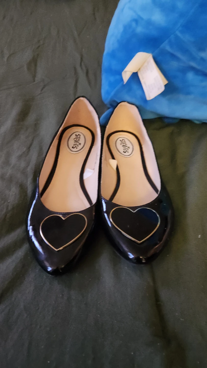 Stevies Black Heart Flats - photo 3