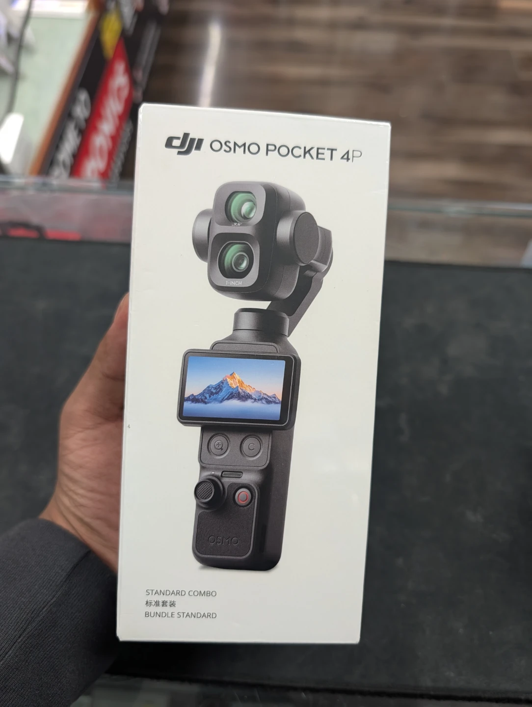 DJI Osmo Pocket 4P Standard Combo