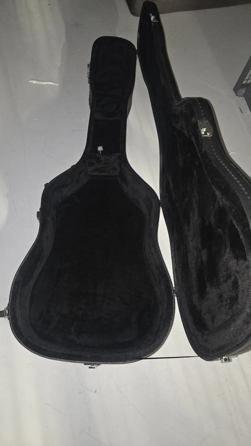 Black Acoustic Guitar Hardshell Case