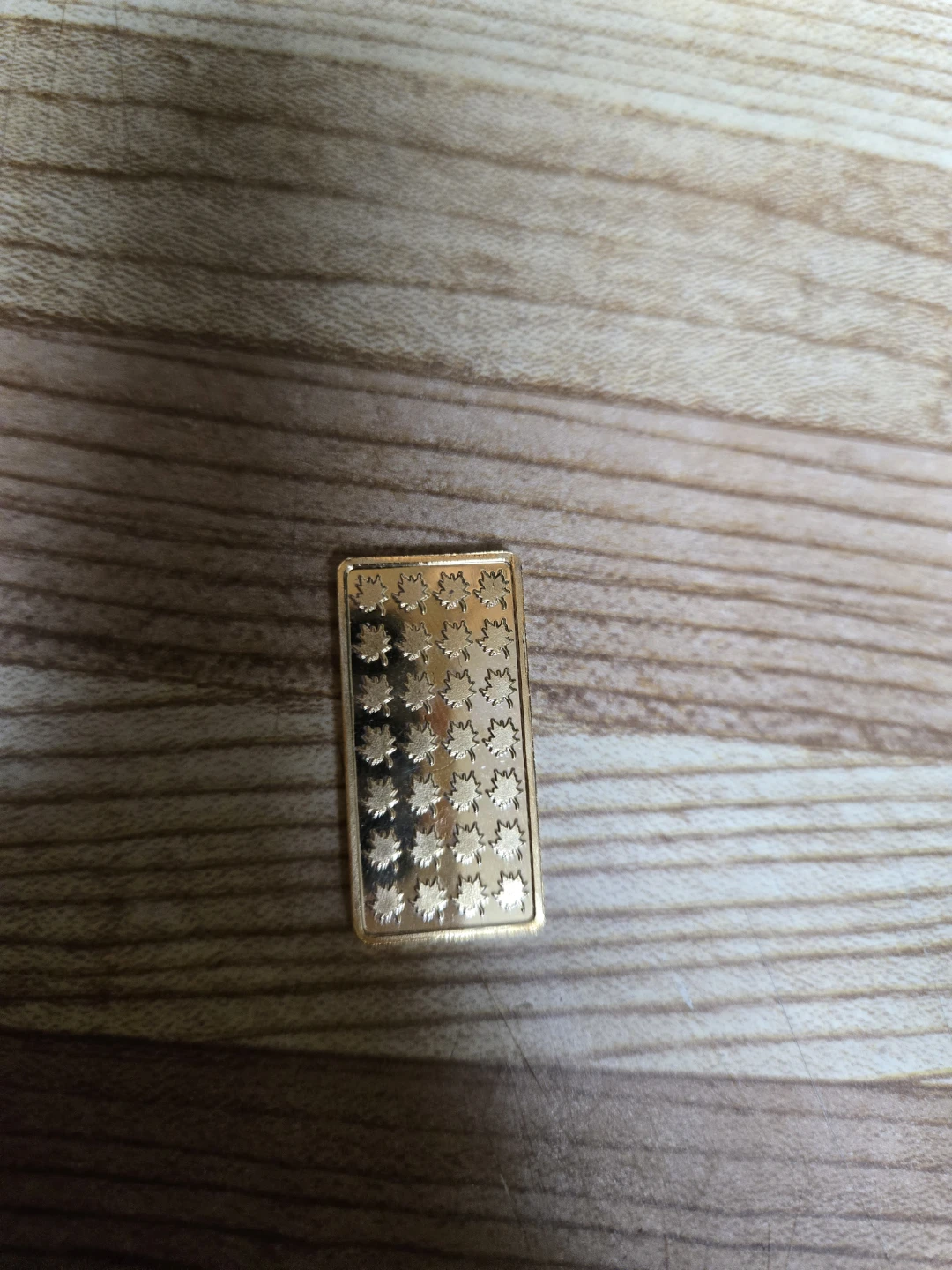 10 Gram 999 Gold *PLATED* Maple Leaf Bar - photo 2