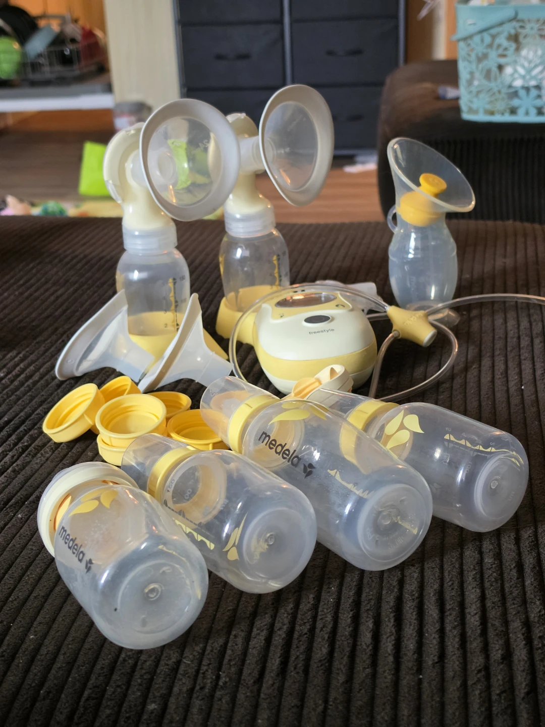 Medela Freestyle Breast Pump Set - photo 3