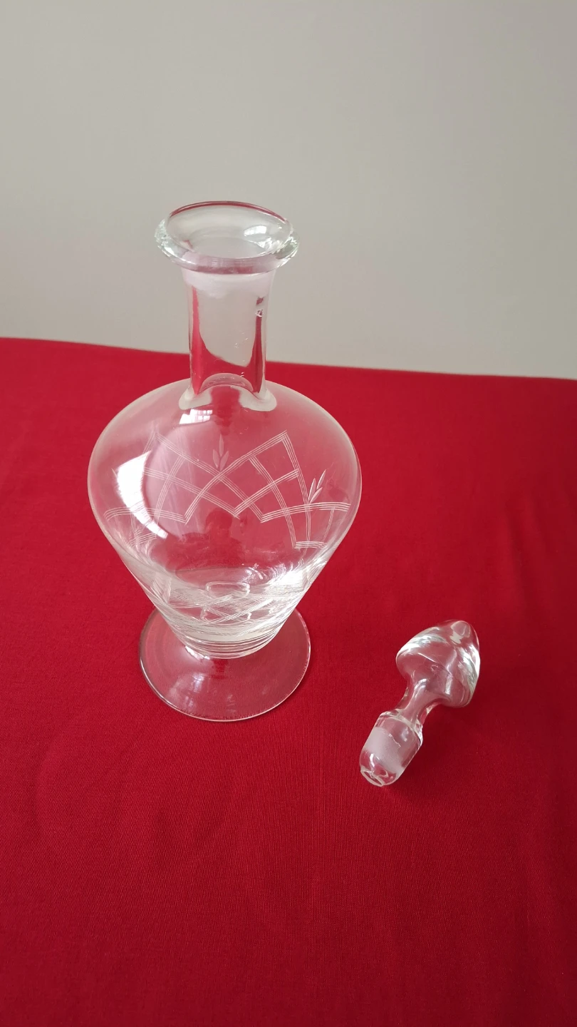 Two Vintage Etched Glass Decanters - photo 4