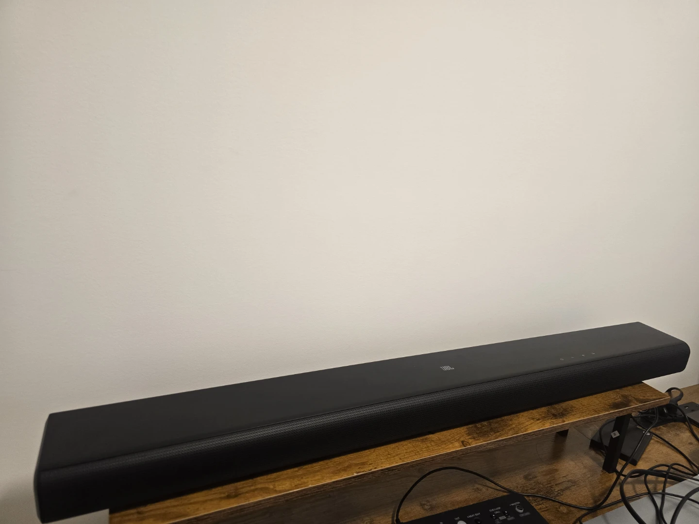 JBL Cinema SB510 3.1 Channel Soundbar - photo 2