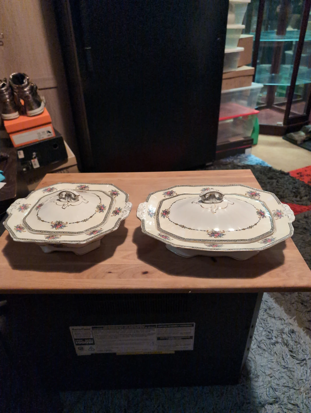 Covered Serving Bowl  Set