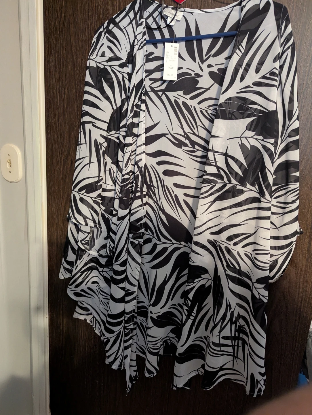 Avenue Black and White Leaf Print Kimono - photo 5