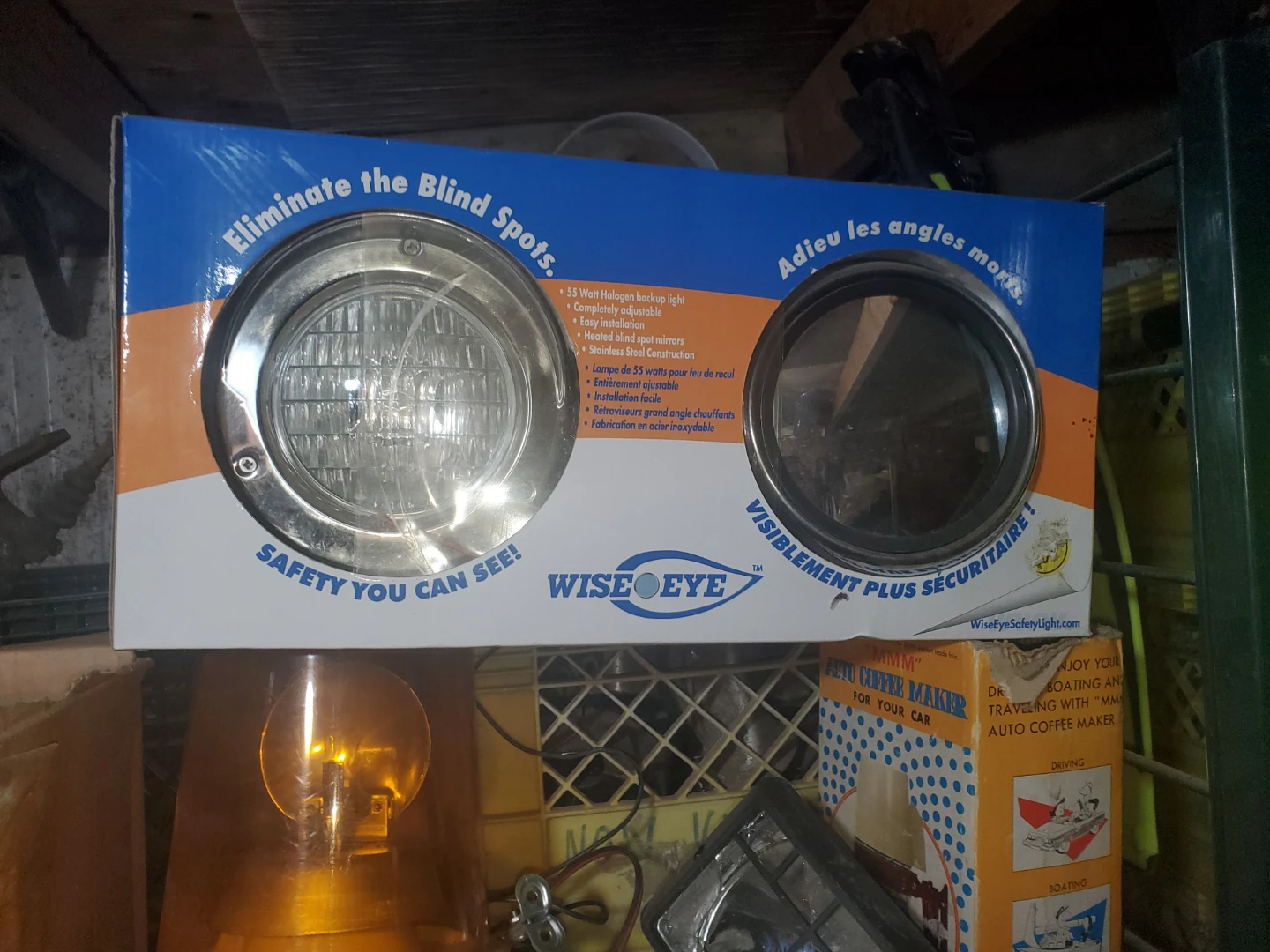 WiseEye 2-in-1 Truck Safety Light and Mirror
