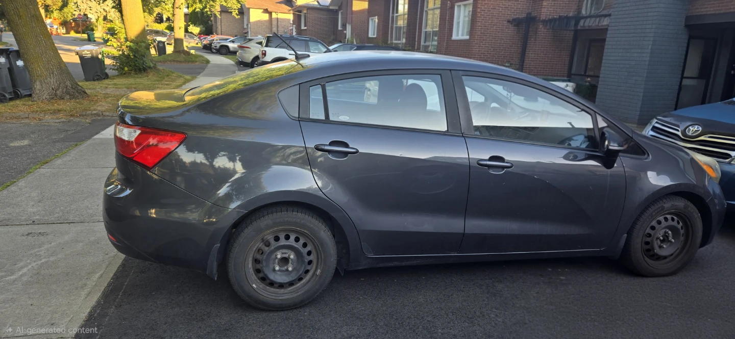 2012 Kia Rio · Sedan  · Driven 200,878 kilometers 2012 Kia Rio - photo 5