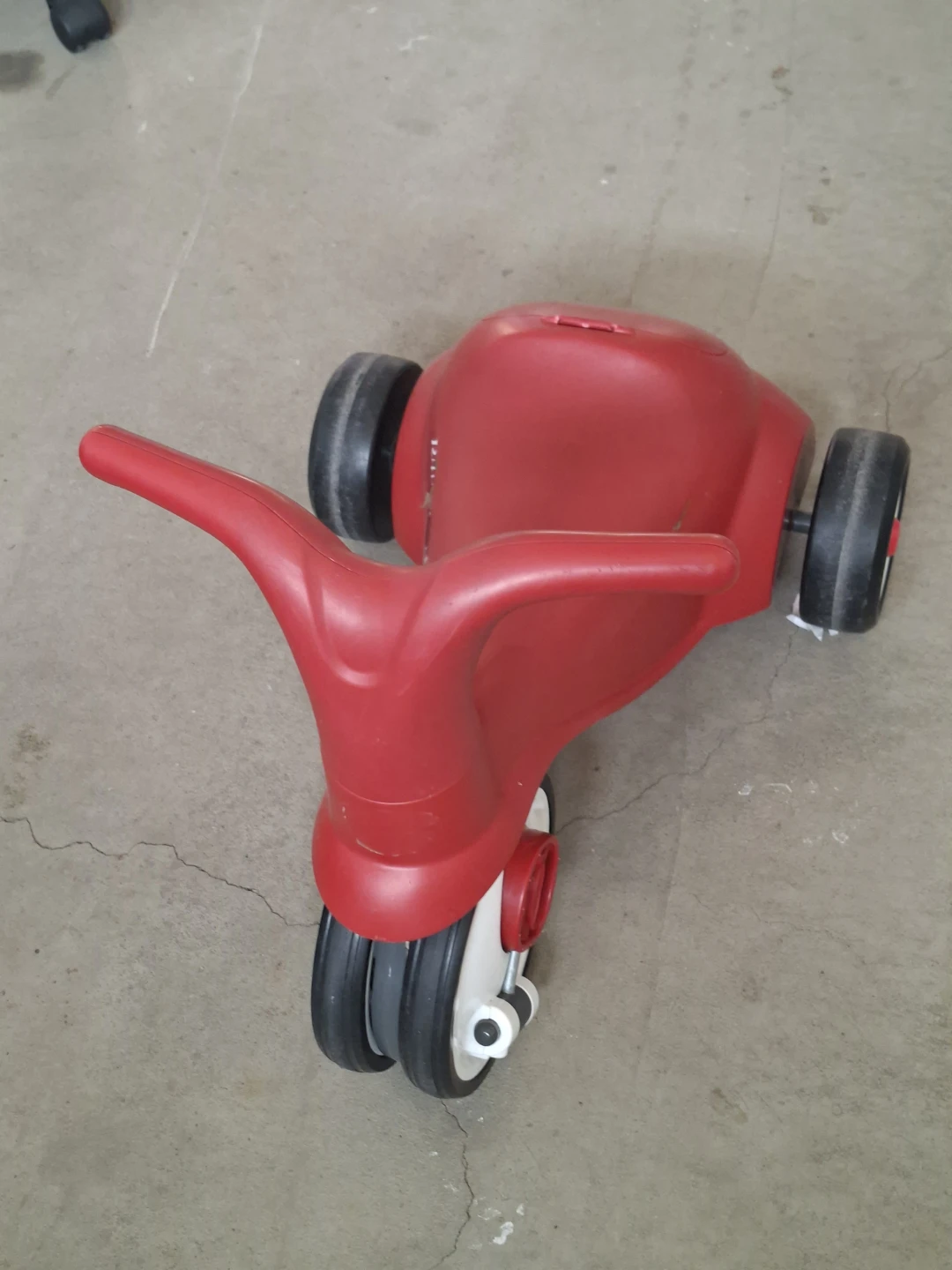 VTech Horse Ride-On and Red Toy Ride-On - photo 2