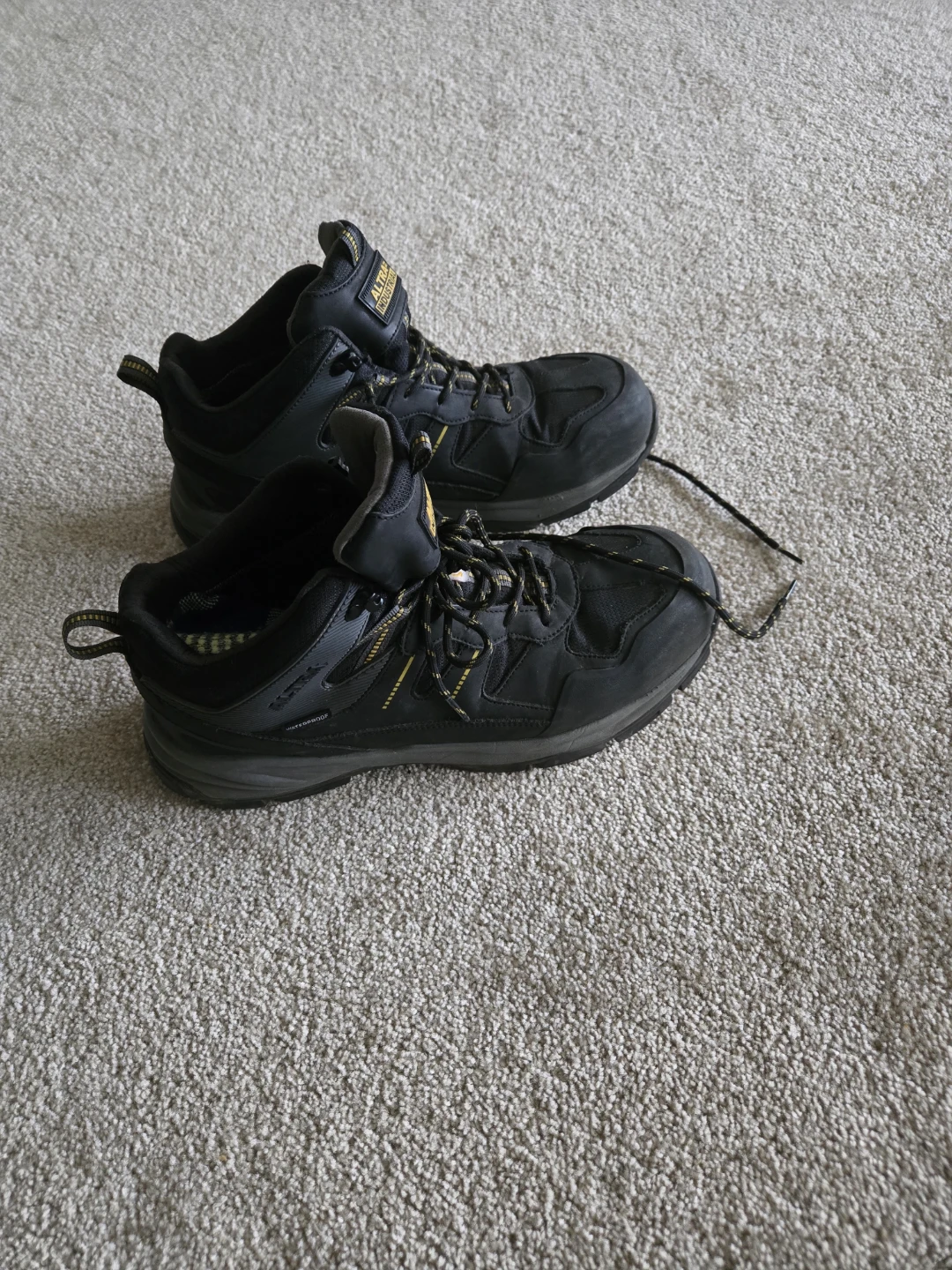Items - photo 2
