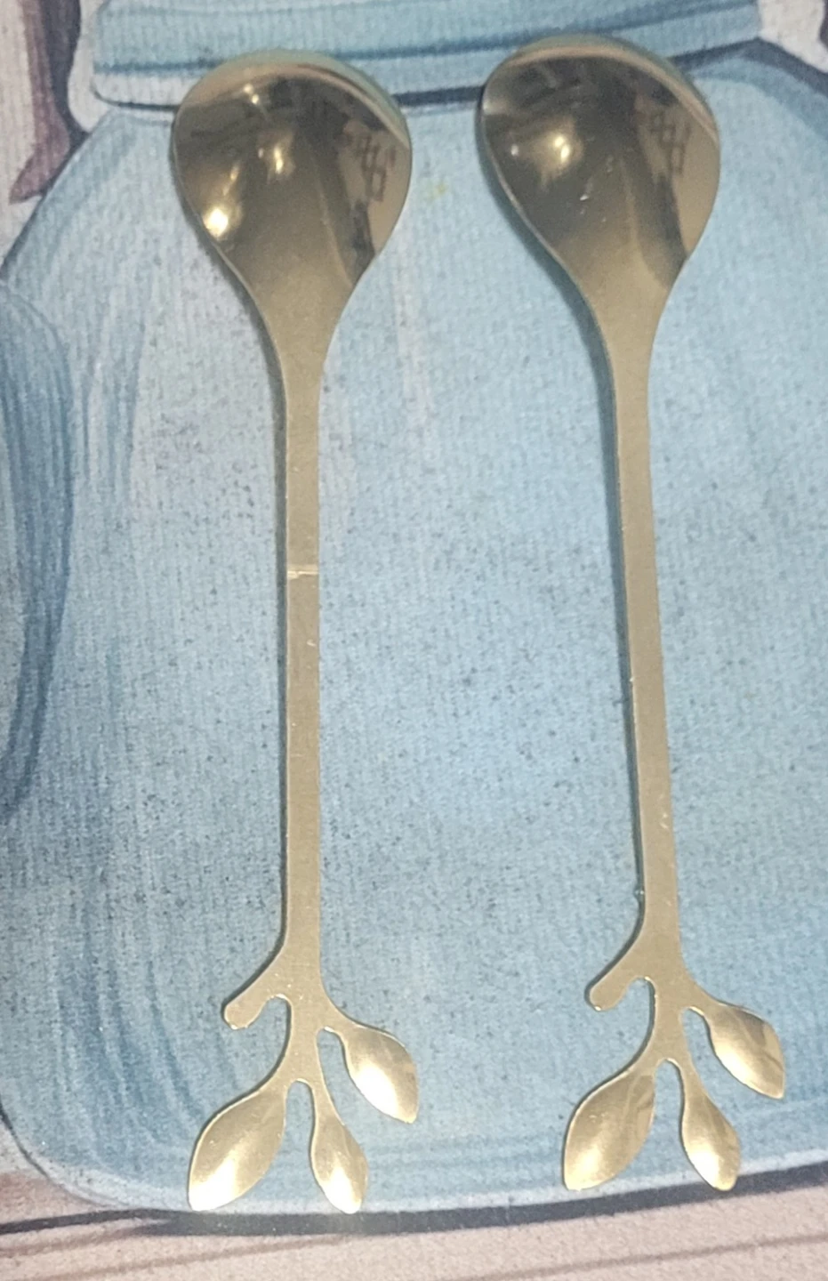 Set of 2 Gold-Tone Leaf Handle Spoons - photo 2