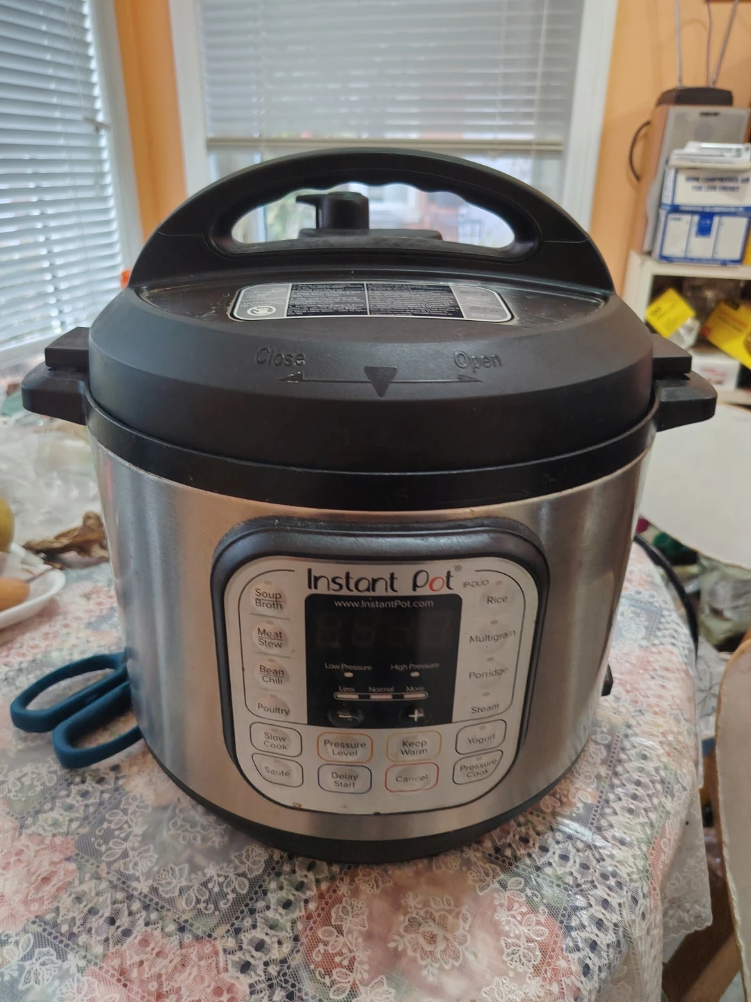Instant Pot Duo Pressure Cooker - photo 2