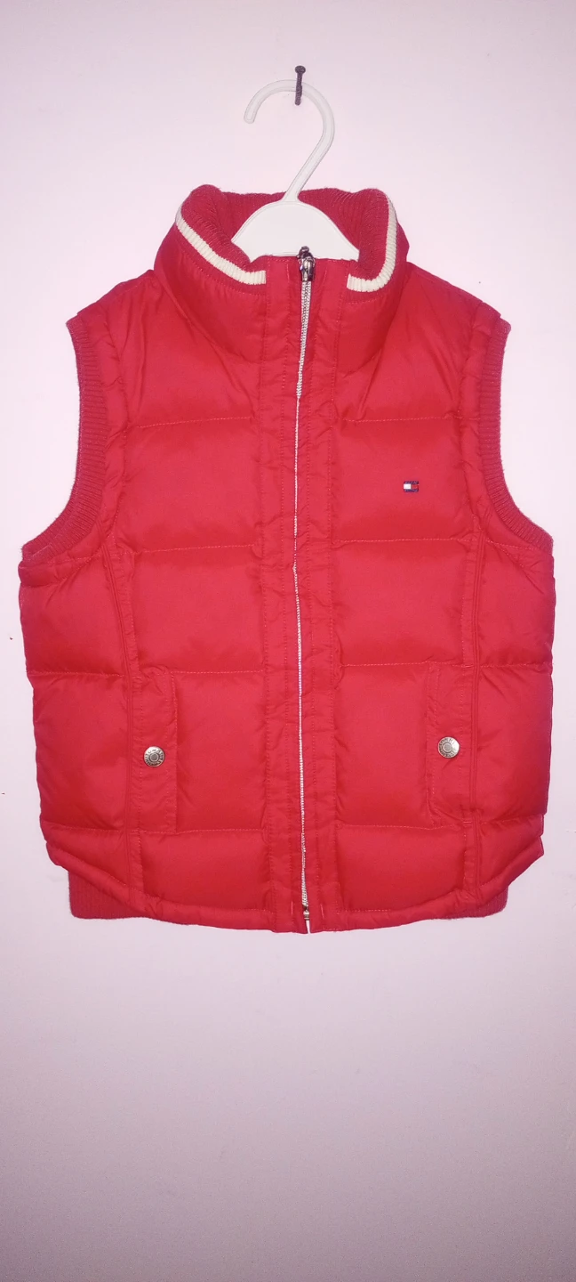 Tommy Hilfiger red puffer vest - photo 3
