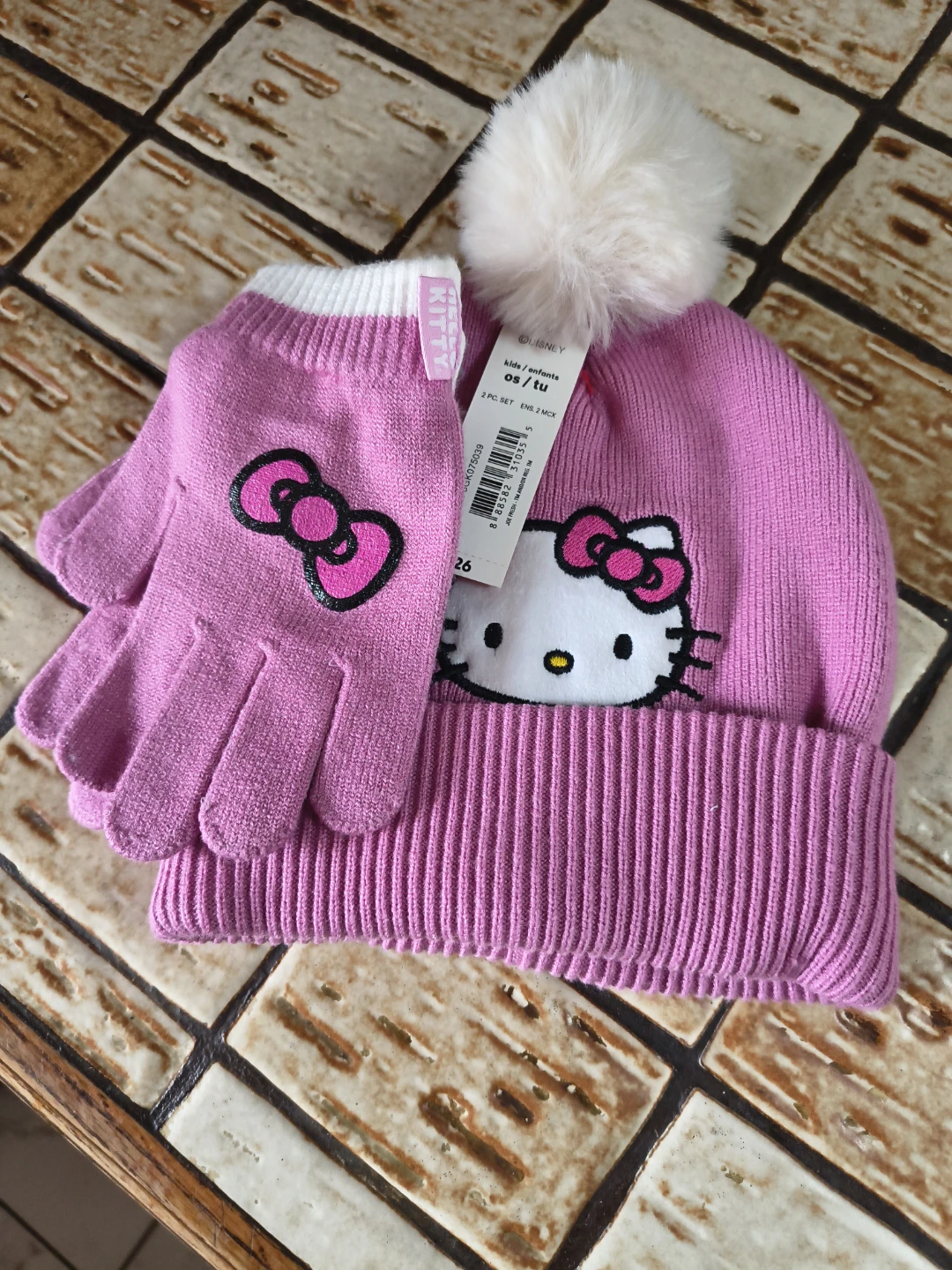 Hello Kitty Kids Pom Pom Hat and Glove Set