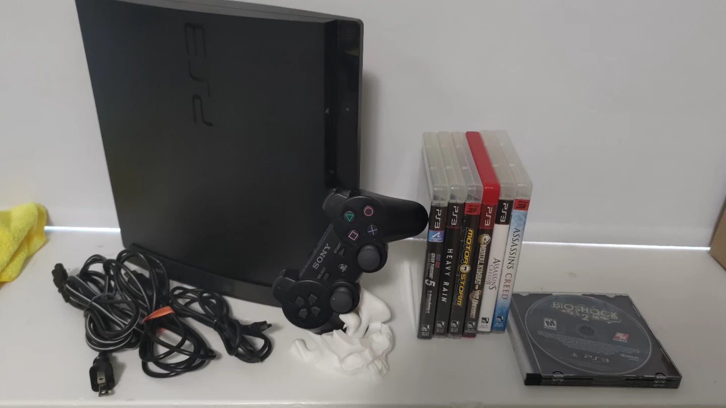Sony PlayStation 3 Slim Bundle