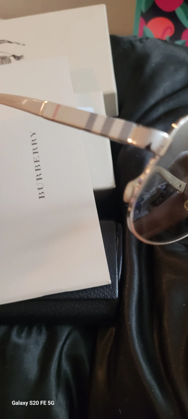Authentic Burberry BE4174 Sunglasses - photo 3