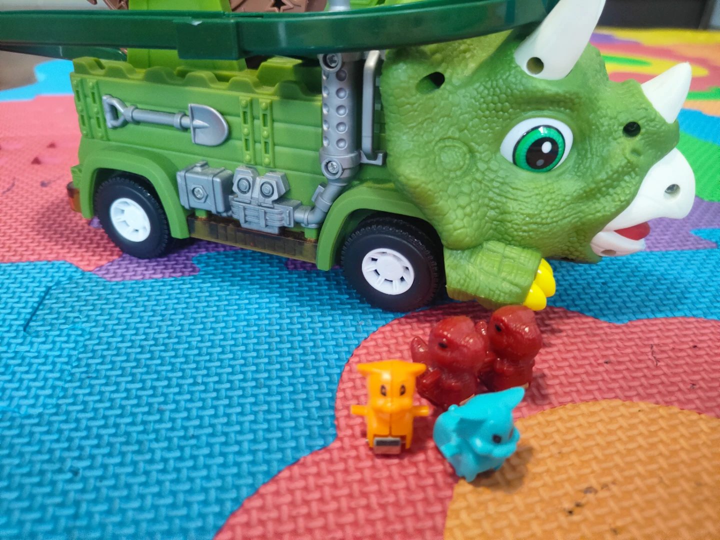 Dinosaur Truck Track Toy with Mini Figures - photo 4