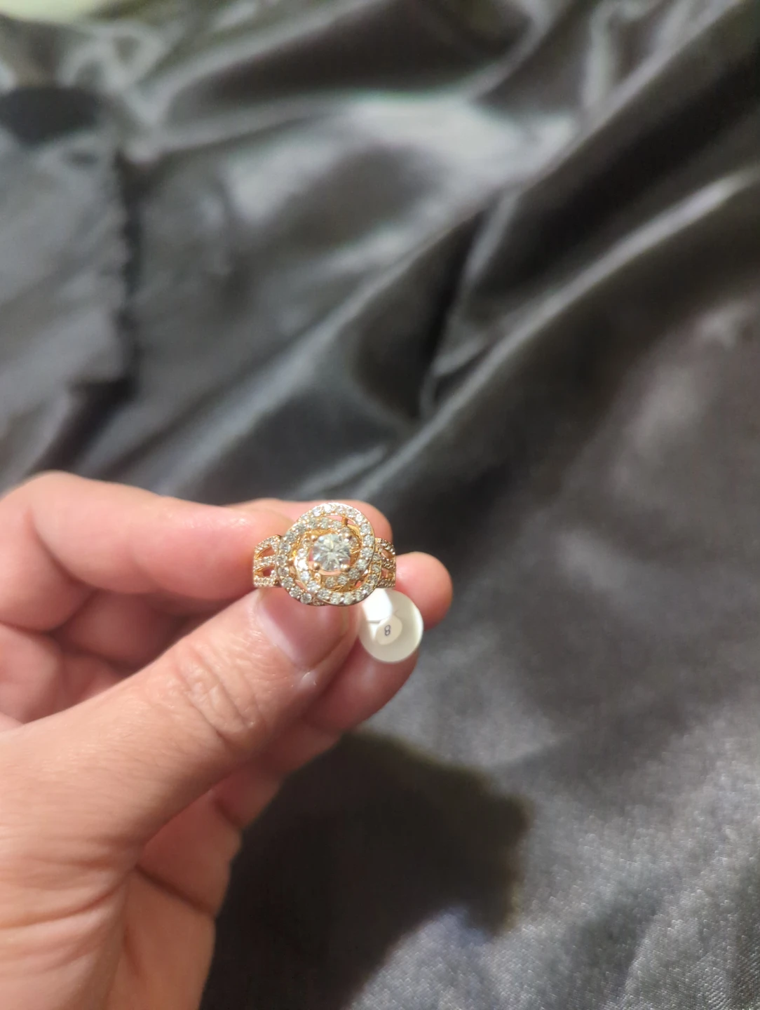 Rose Gold Tone Crystal Ring Size 8 - photo 3