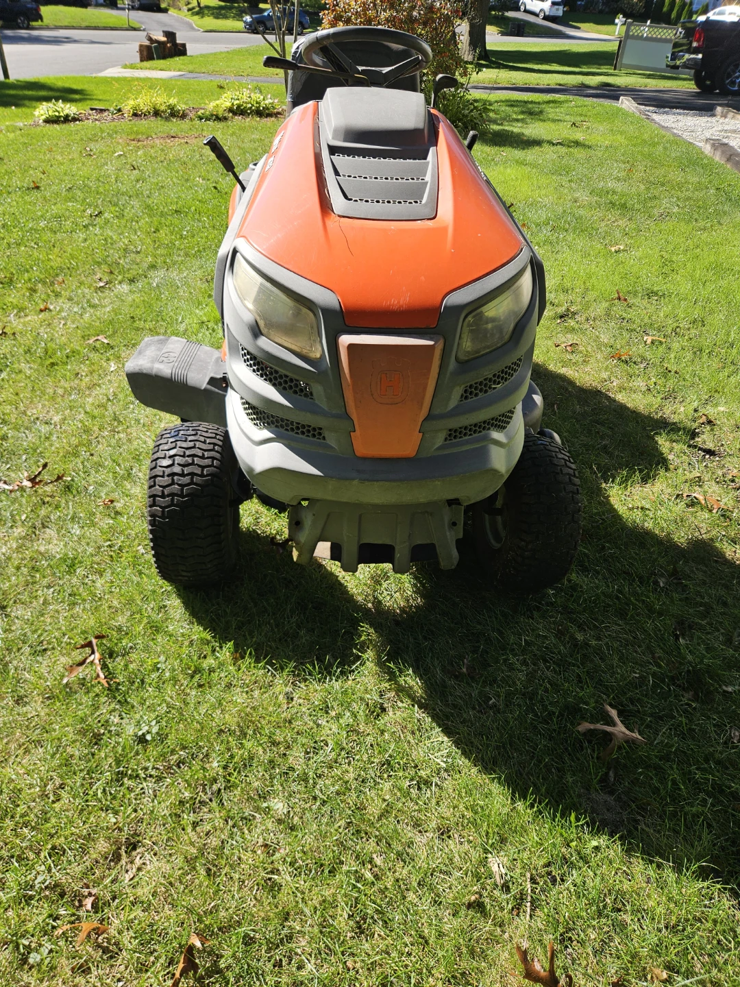 Husqvarna YTA 19K42 Riding Lawn Mower - photo 3