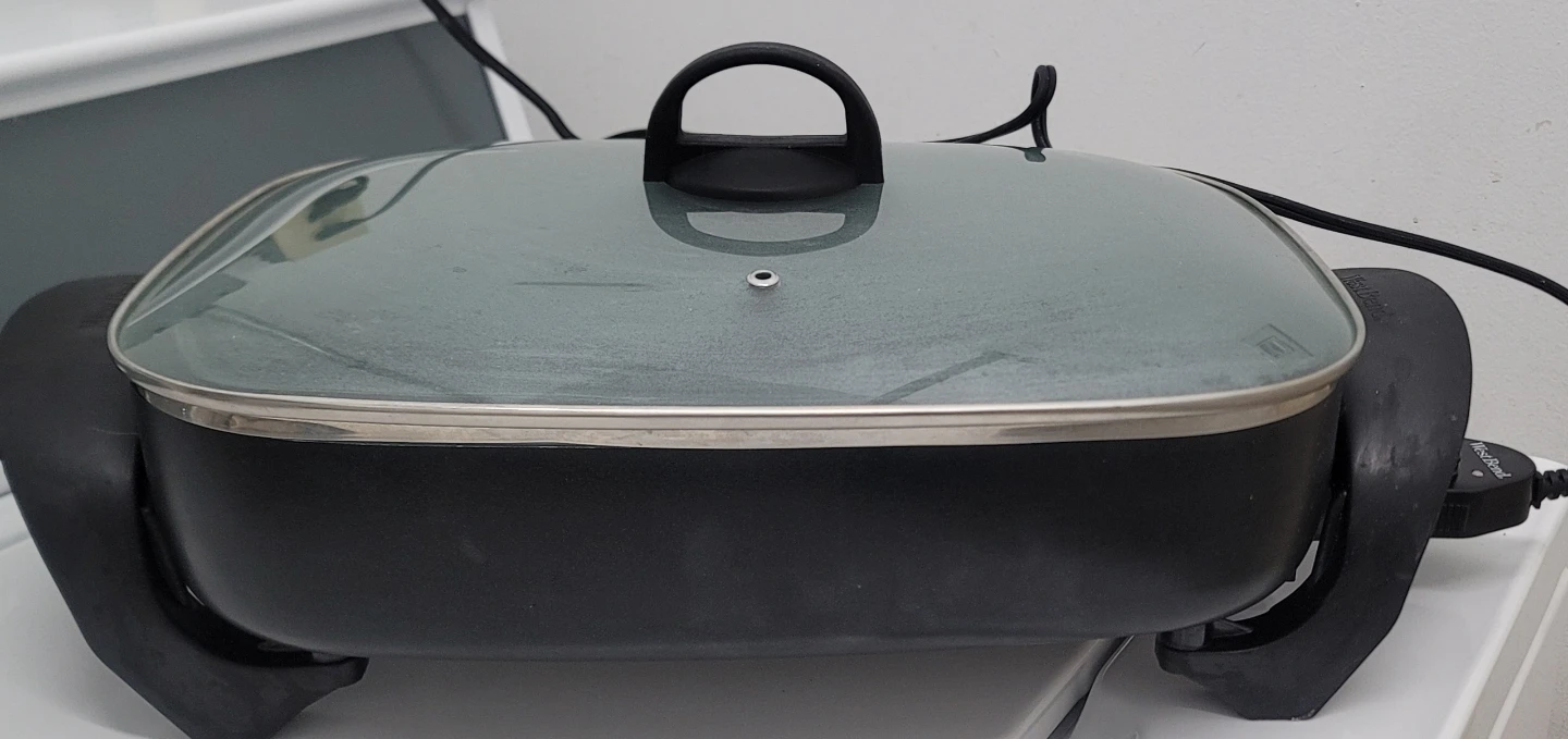 West Bend Electric Skillet - photo 3