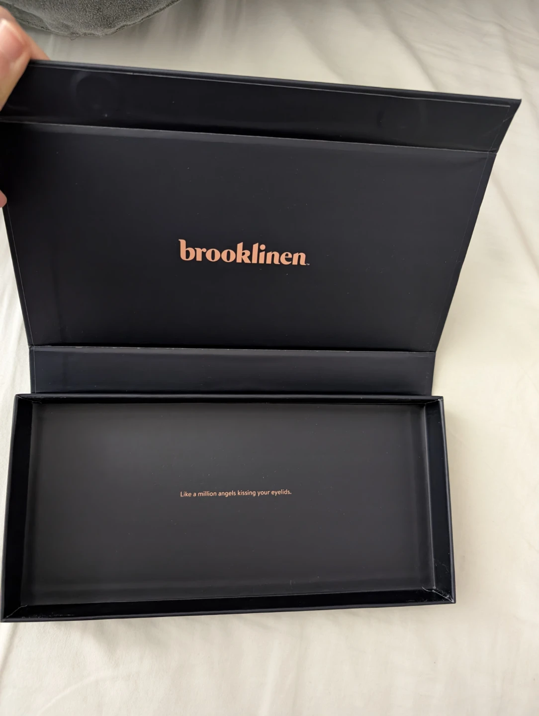 Brooklinen Mask EMPTY Box with magnetic snap closure