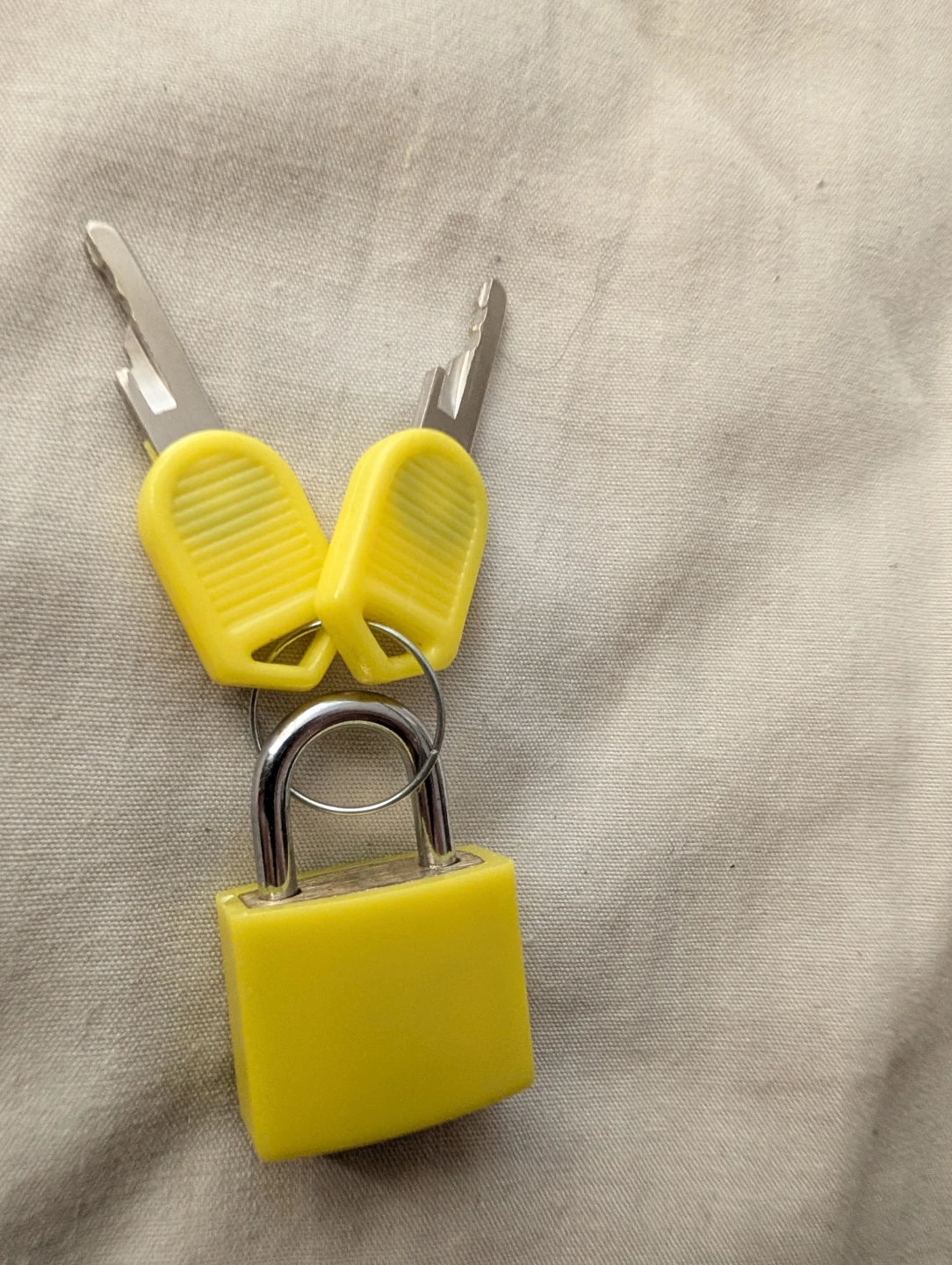 Yellow Padlock with Two Keys - photo 2