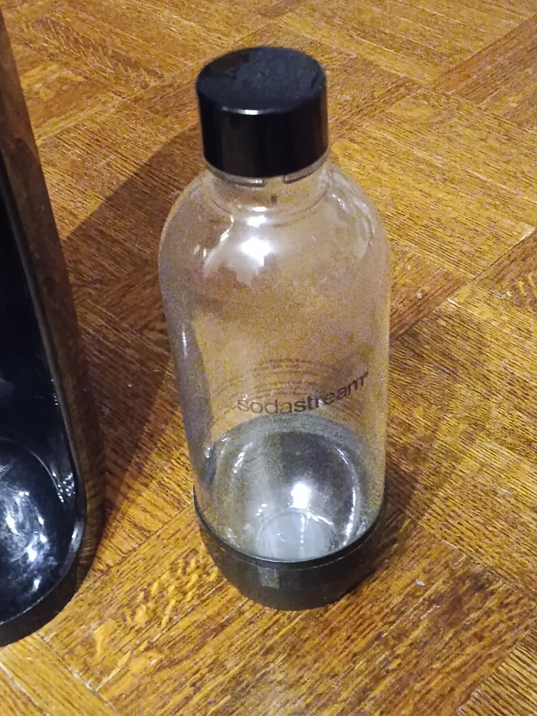 SodaStream Jet  Sparkling Water Maker with Bottle and Cannister - photo 2