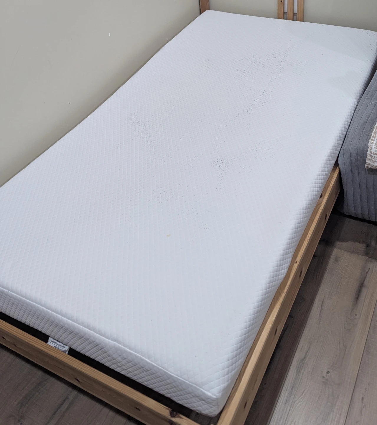 Single size mattress