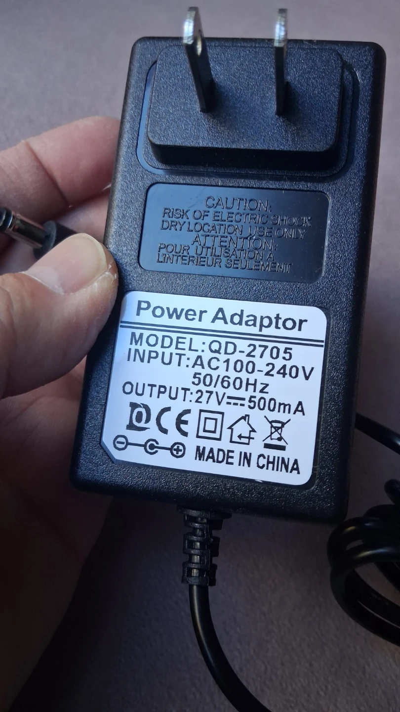 27V, 500mA power adapter with 5.5mm x 2.1mm barrel connector - photo 3
