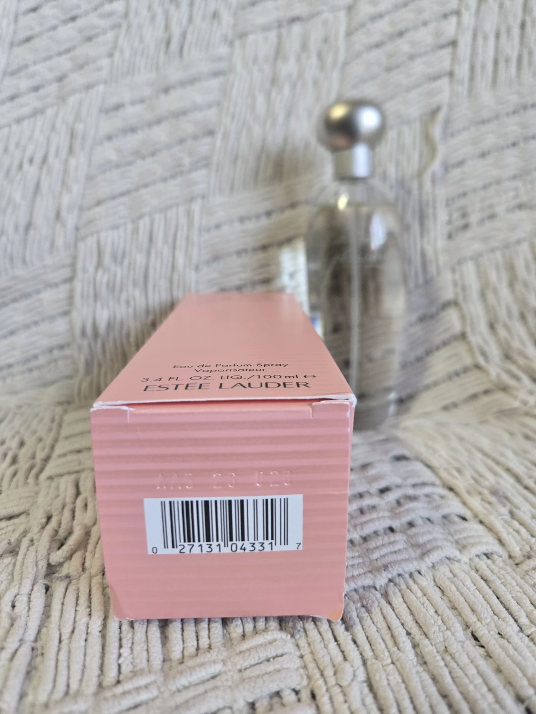 Estée Lauder Pleasures Eau de Parfum Spray 3.4 oz - photo 3
