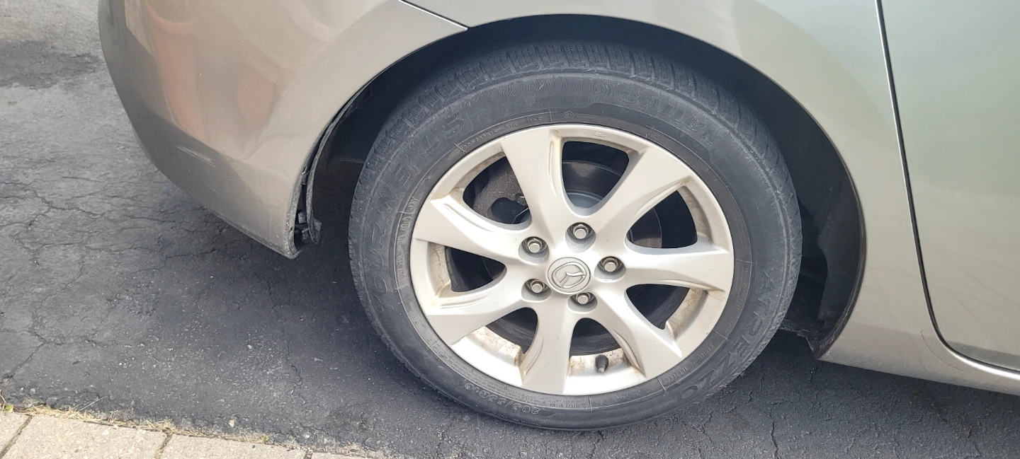 Mazda 3 rims and tires - photo 3