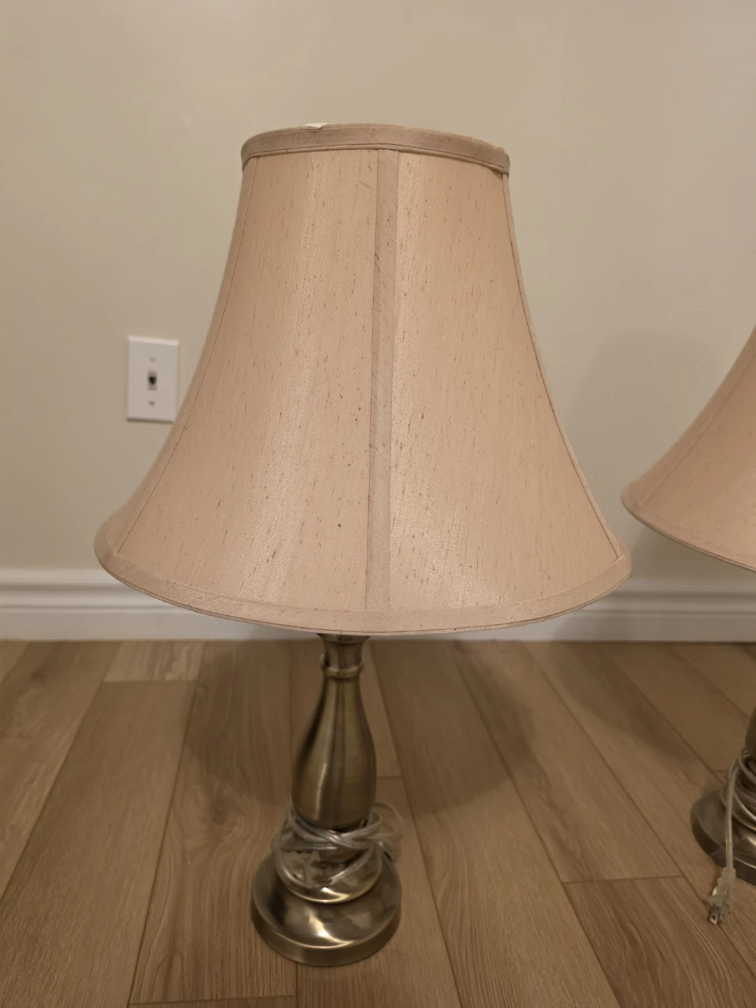 Set of Two Brass Table Lamps Great Condition - photo 2